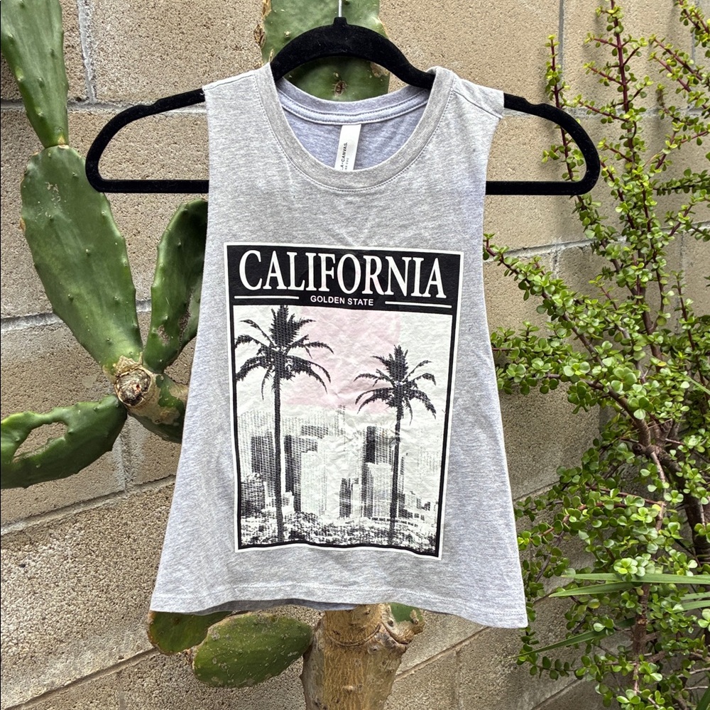 California Bella Crop Top sz. Small